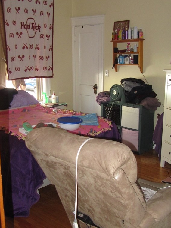 9 Greendale Ave, Worcester MA 01606 exterior