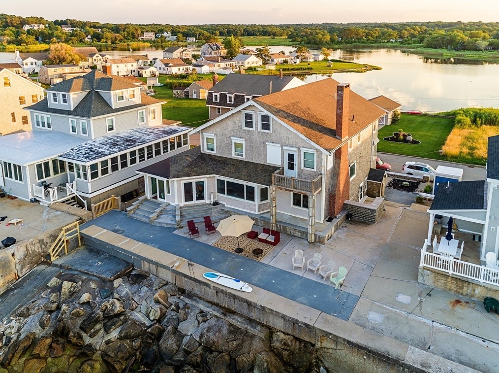 75 Surfside Rd, Scituate, MA 02066 exterior