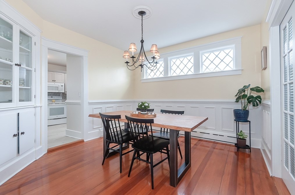 24 Jonathan St, New Bedford MA  02740-2432 exterior