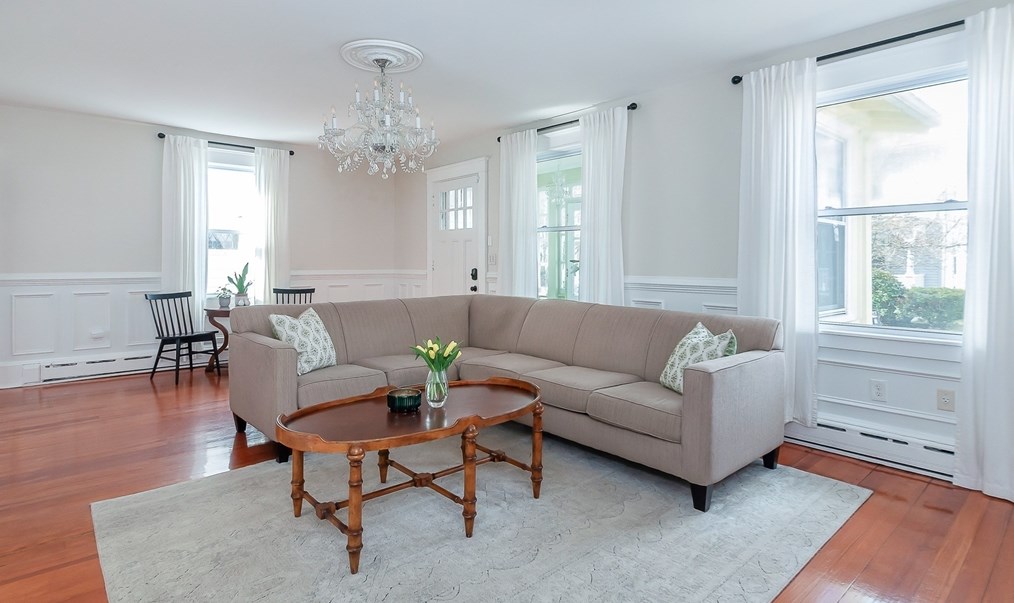 24 Jonathan St, New Bedford MA  02740-2432 exterior