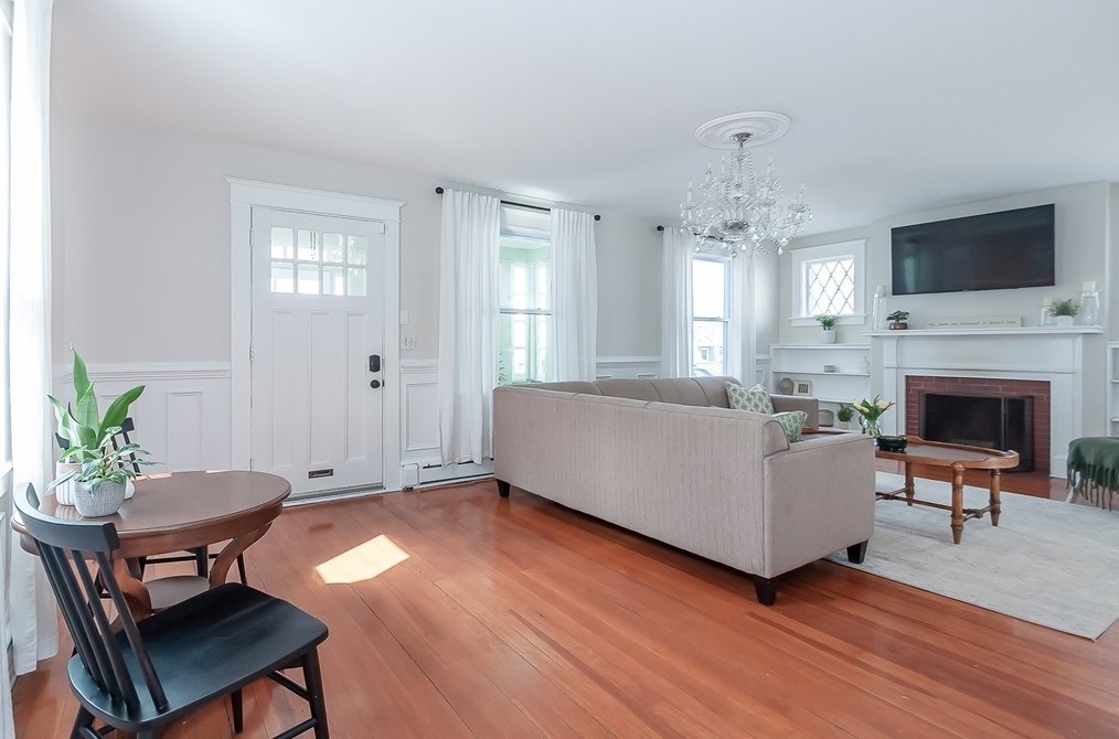 24 Jonathan St, New Bedford MA  02740-2432 exterior