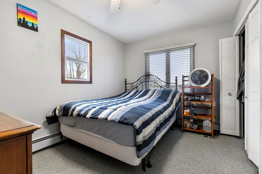 361 Lk Ave, Worcester MA 01604-1311 exterior