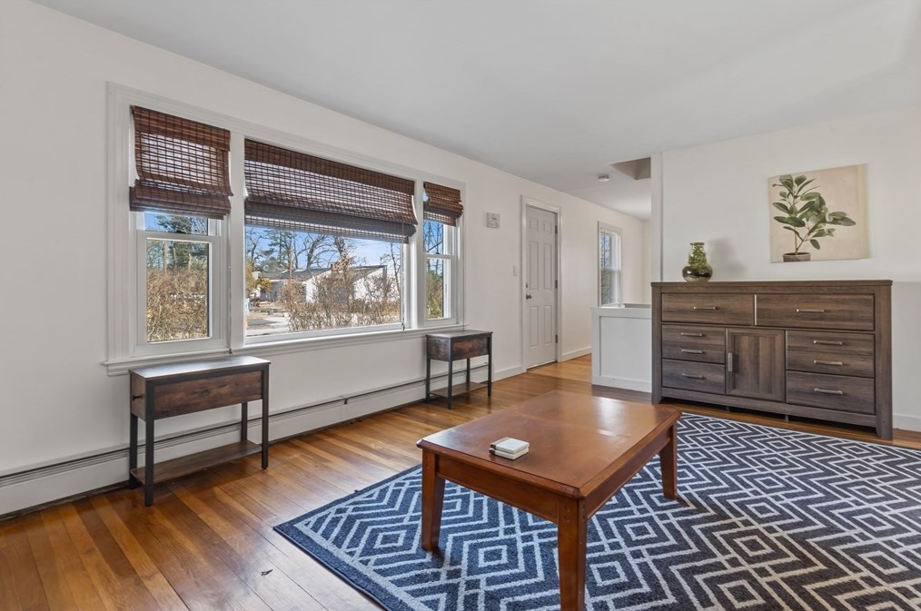 12 Hara St, Worcester MA  01604-1406 exterior