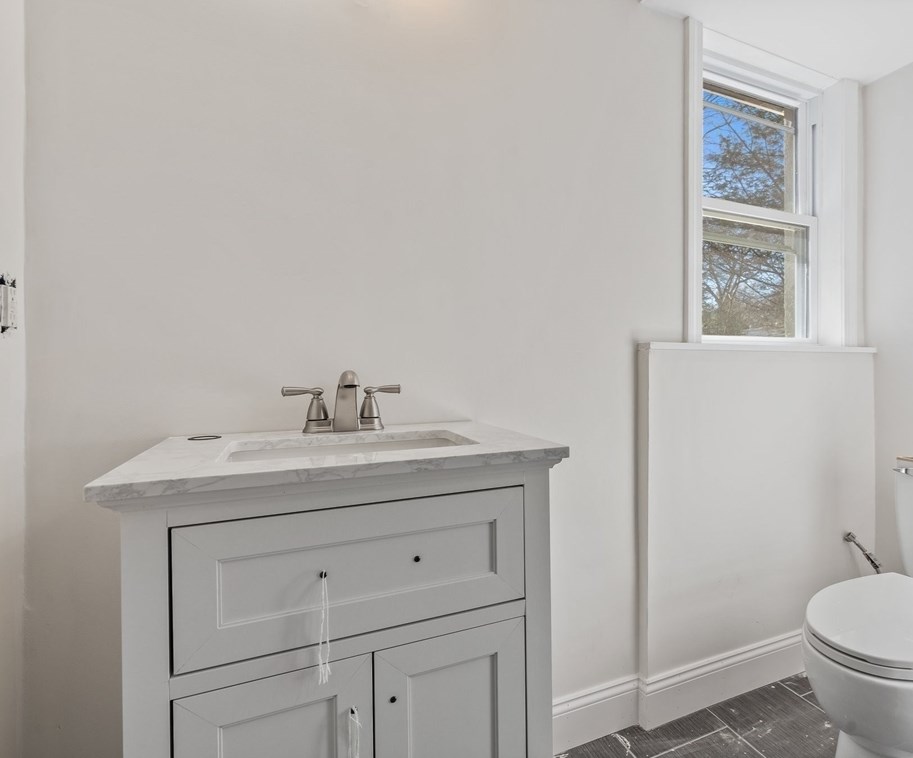 12 Hara St, Worcester MA  01604-1406 exterior