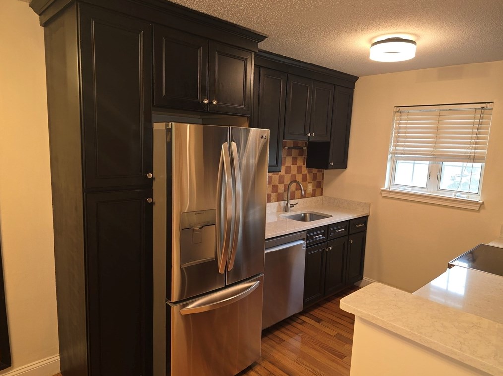 6 Adam St #6, Easton, MA 02375