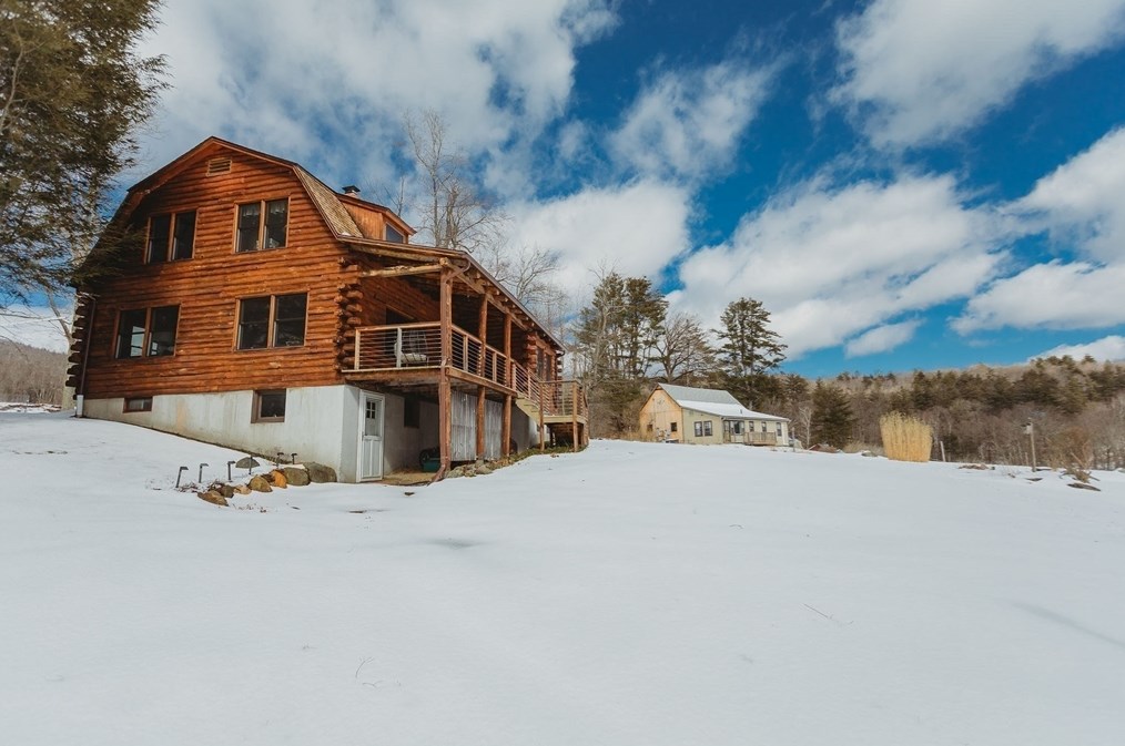 23 Laurel Ln, Charlemont, MA 01339-9766