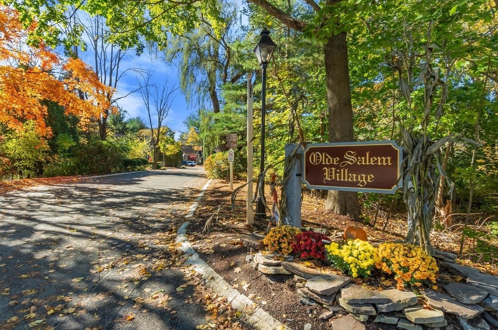 139 Village Post Rd, Danvers MA  01923-2680 exterior