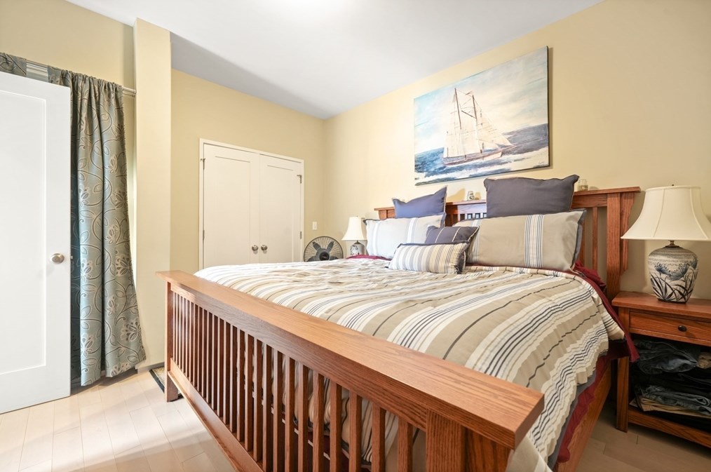 345 D St #8, Boston, MA 02127