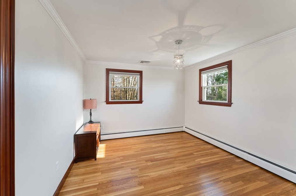 47 Hiller Dr, Seekonk MA 02771 exterior