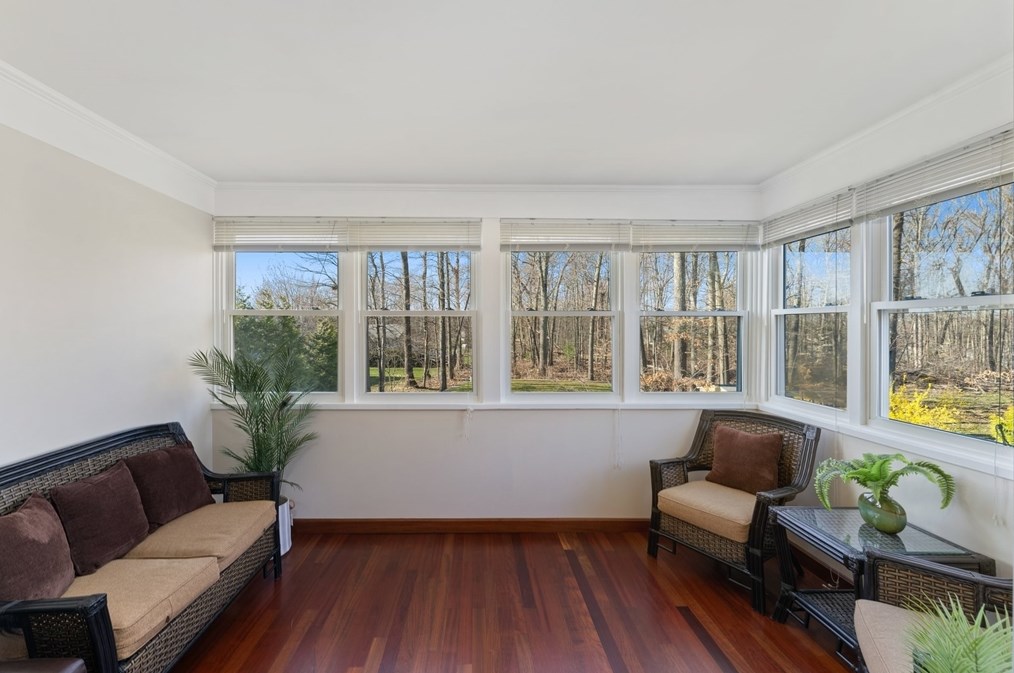 47 Hiller Dr, Seekonk MA 02771 exterior