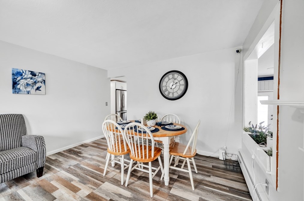 1061 Parker St, Springfield MA  01129-1062 exterior