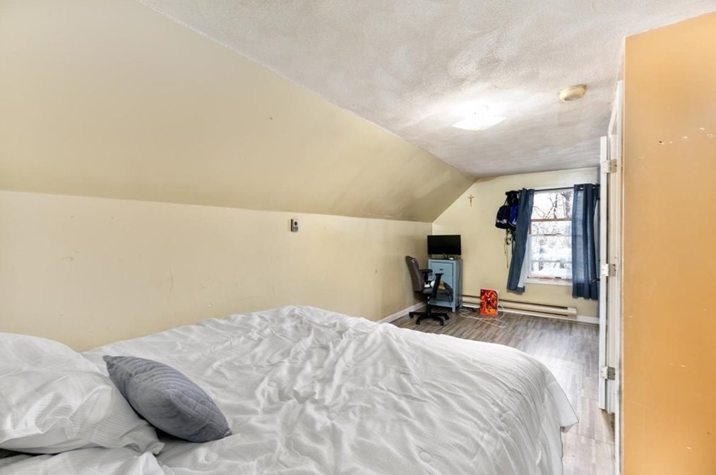 622 Haverhill St, Lawrence MA 01840-1712 exterior