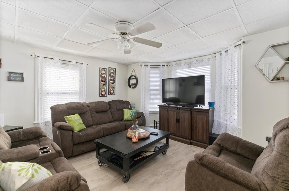 622 Haverhill St, Lawrence MA 01840-1712 exterior