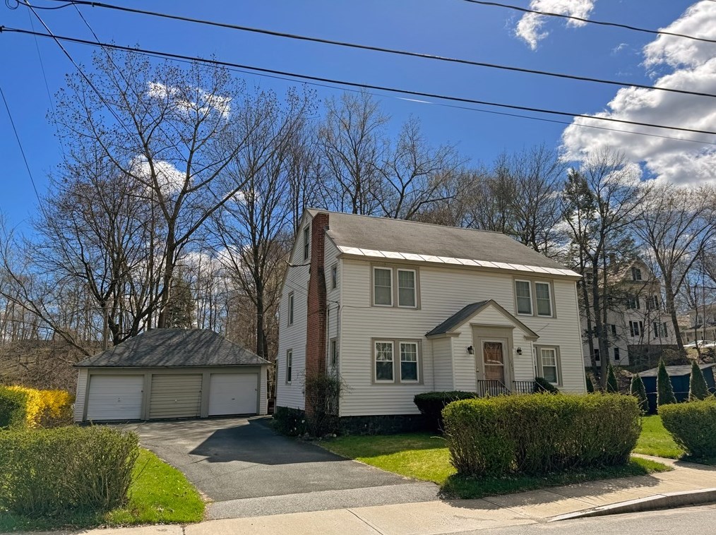 147-149 School St, Greenfield, MA 01301