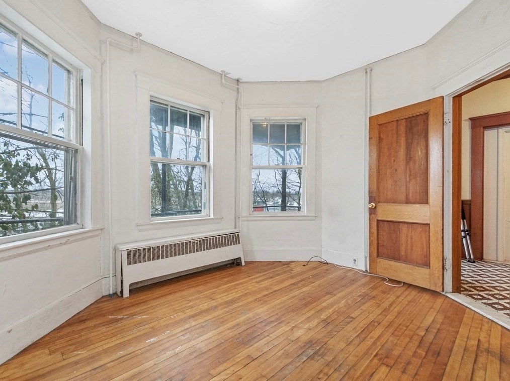 436 Waverley Oaks Rd, Waltham MA 02452-6209 exterior