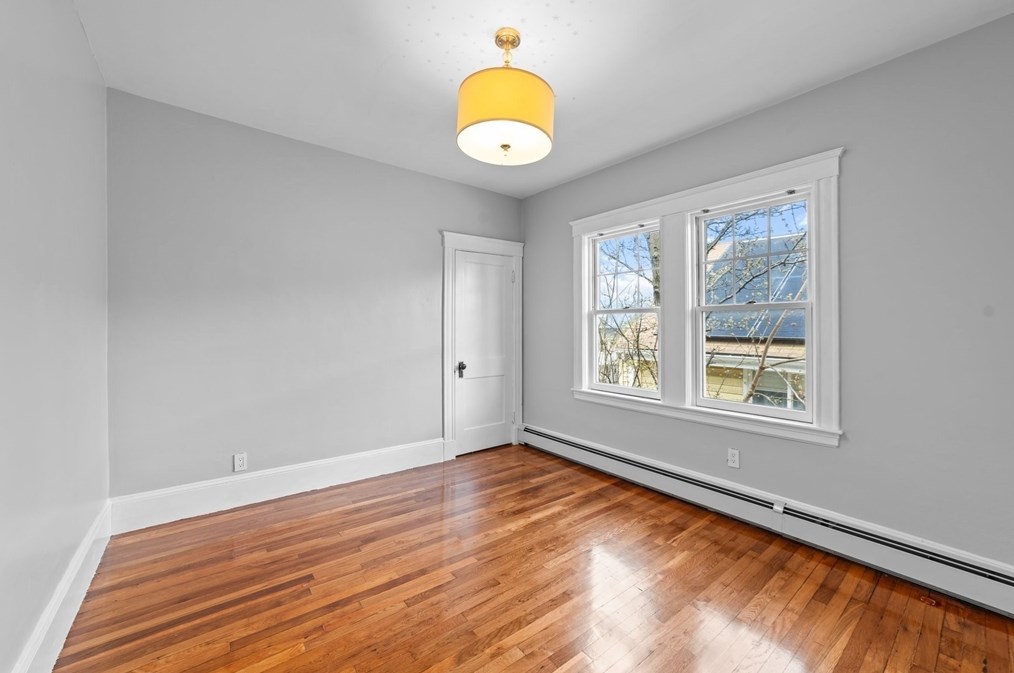 28 Garland St, Everett MA 02149-5027 exterior