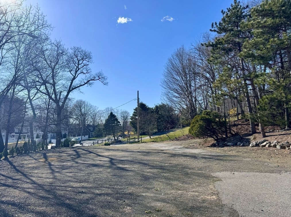 222 Main St, Haverhill MA 01833-2009 exterior