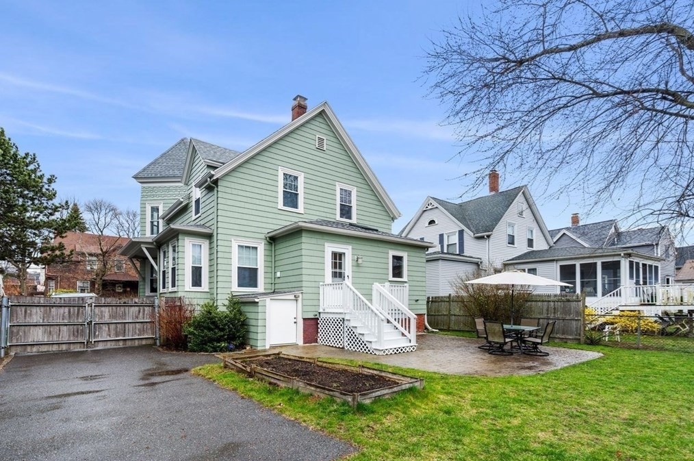 101 Norfolk Ave, Swampscott MA  01907-1806 exterior