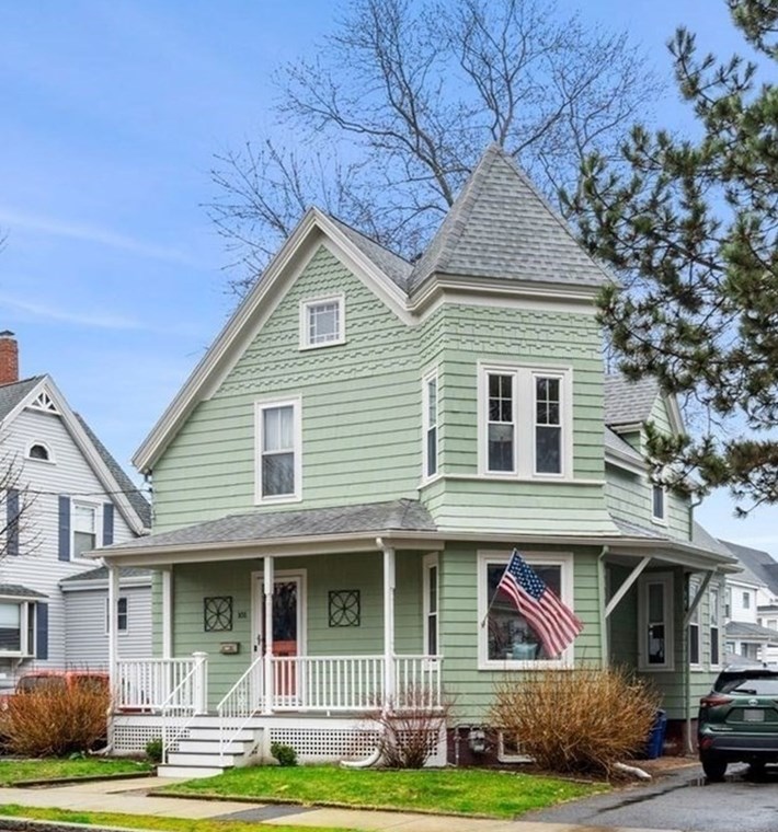 101 Norfolk Ave, Swampscott, MA 01907