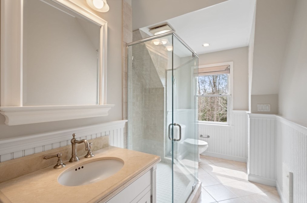 1 Cordial Way, Natick MA 01760-5656 exterior