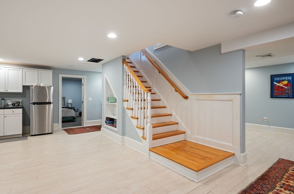 1 Cordial Way, Natick MA 01760-5656 exterior