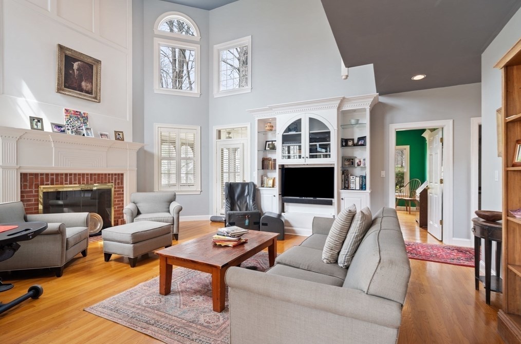 1 Cordial Way, Natick MA 01760-5656 exterior