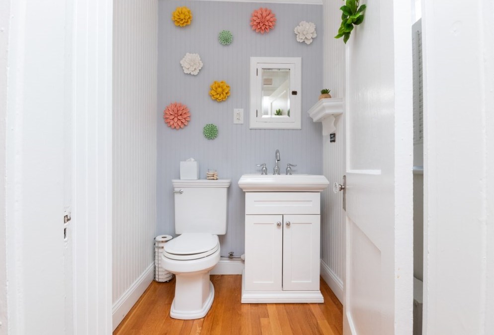 122 Greaton Rd, Boston MA exterior