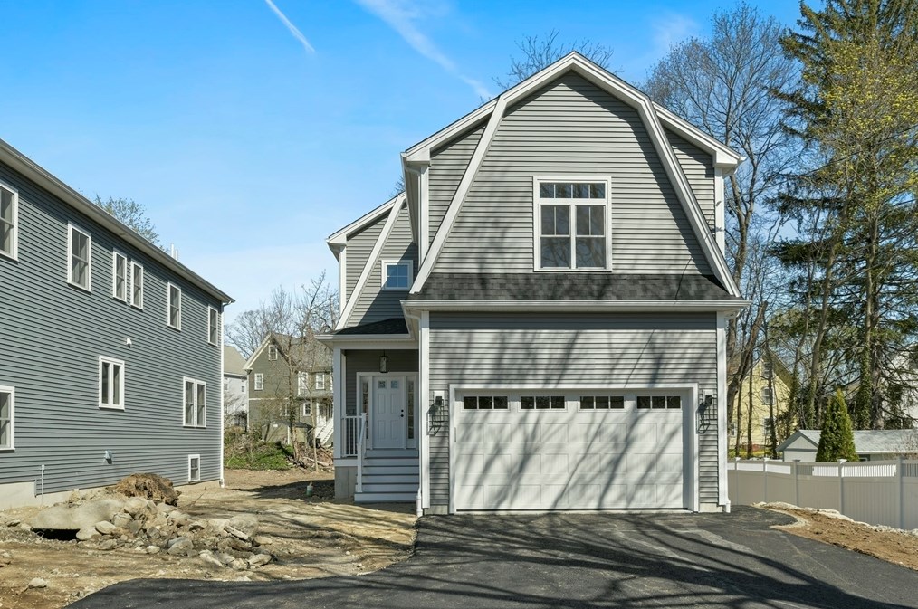 41 Barrows St, Dedham, MA 02026 exterior