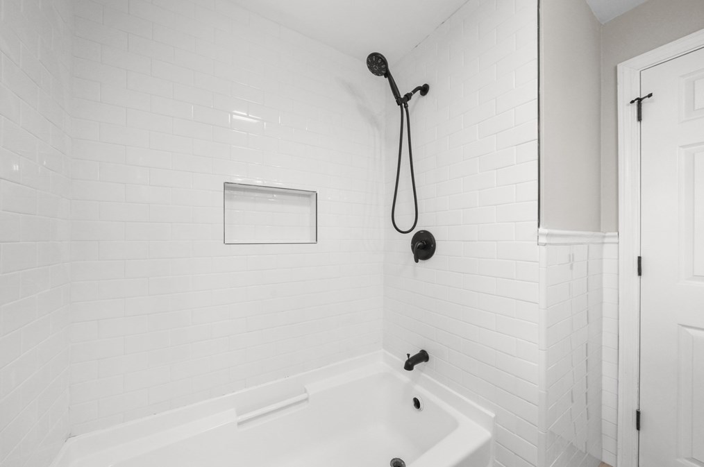 115 Essex St, Mansfield MA  02048-3202 exterior