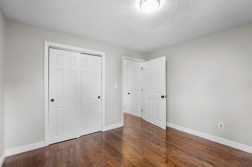 115 Essex St, Mansfield MA  02048-3202 exterior