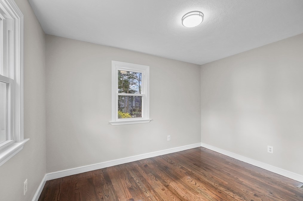 115 Essex St, Mansfield MA  02048-3202 exterior