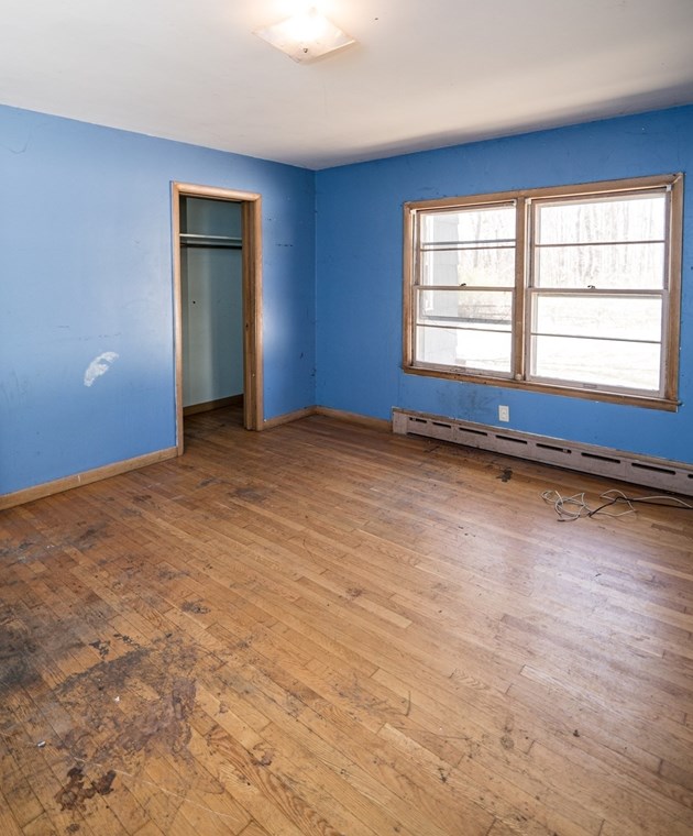 252 Thompson Rd, Webster MA  01570-1507 exterior