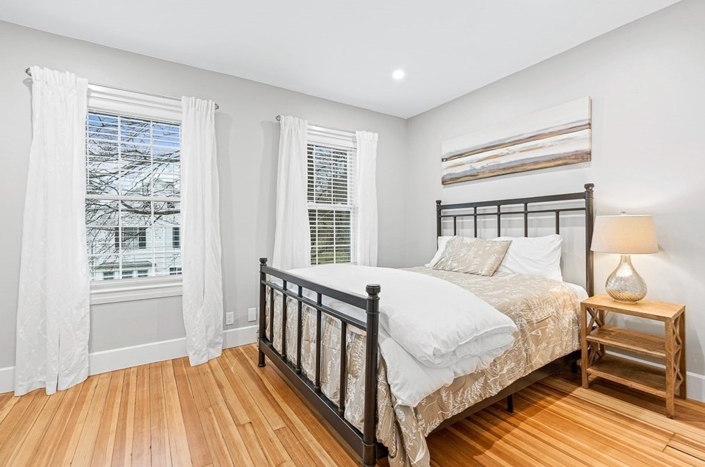 225 Weston St, Waltham MA  02453-1709 exterior