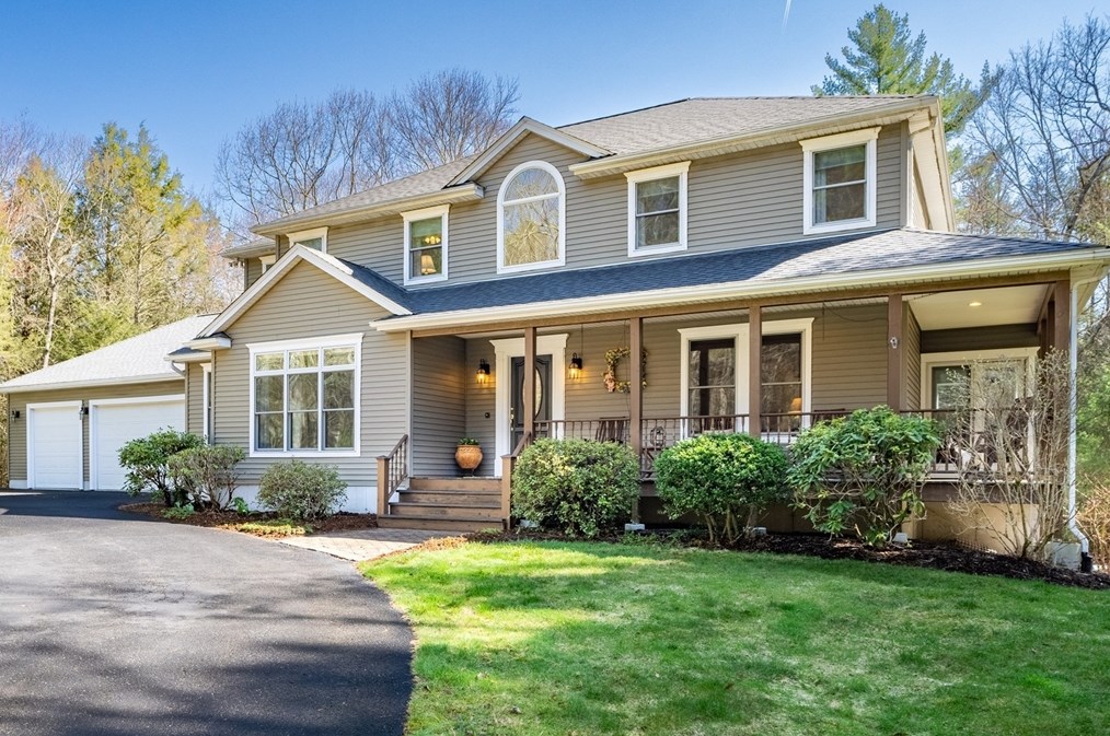 160 Gold St, Belchertown, MA 01007 exterior