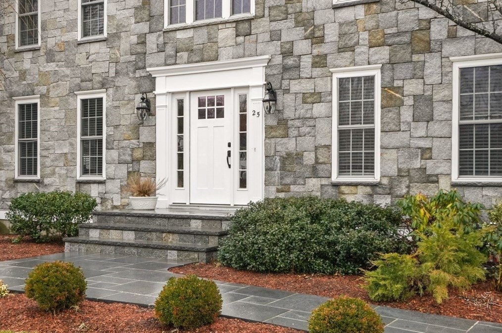 25 Annawon Ave, Wrentham, MA 02093 exterior