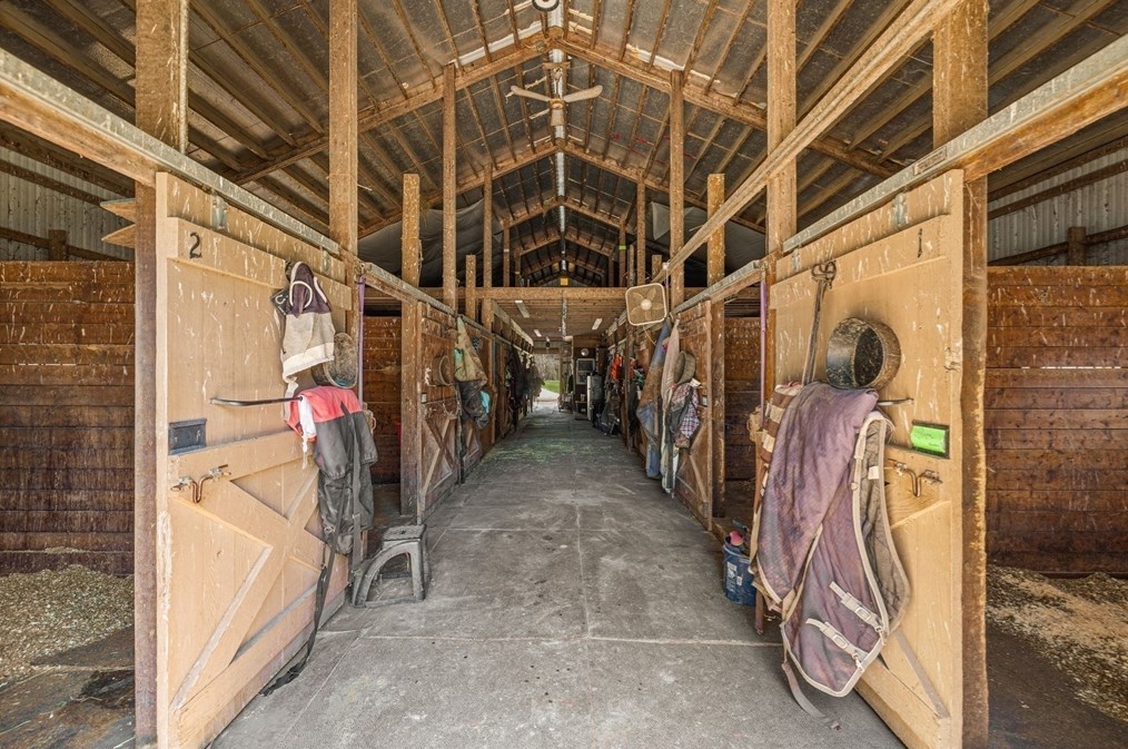 68 Pln St, Norton MA  02766-2818 exterior