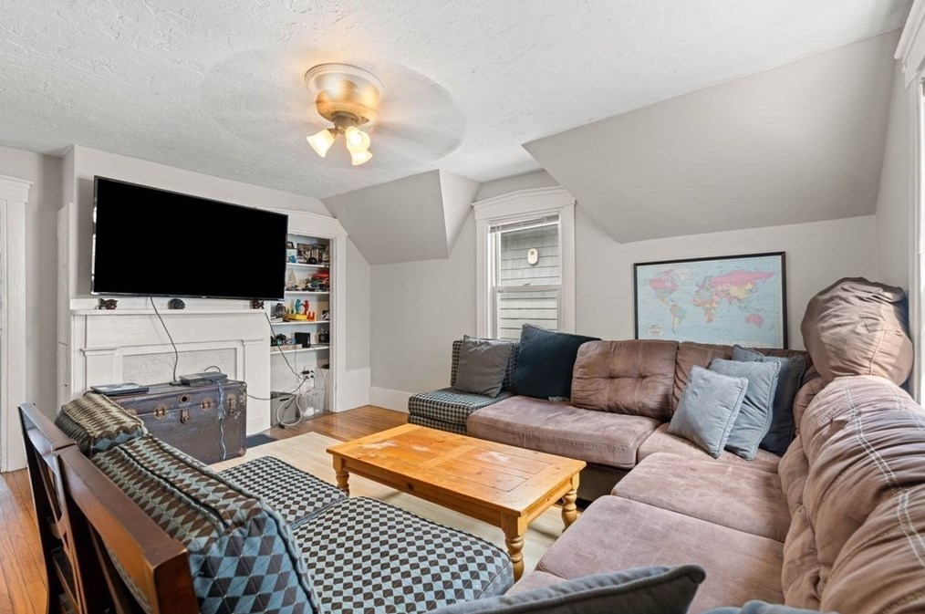 63 New Ocean St, Swampscott MA  01907-1831 exterior