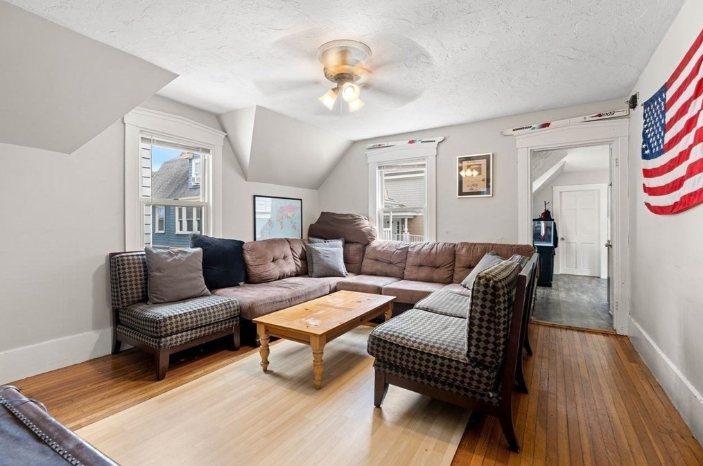 63 New Ocean St, Swampscott MA  01907-1831 exterior