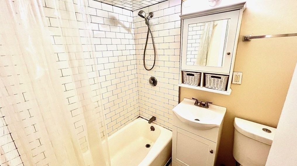 26 Pauline St, Winthrop MA 02152-3010 exterior