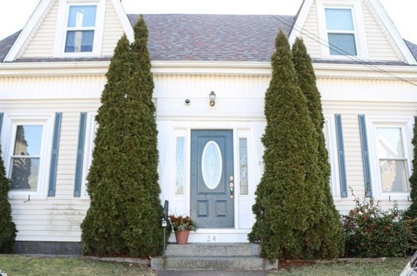 24 Quincy St, Quincy MA  02169-4918 exterior