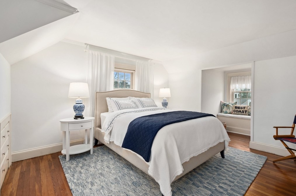 12 Cherry Ln, Dedham MA  02026-3104 exterior