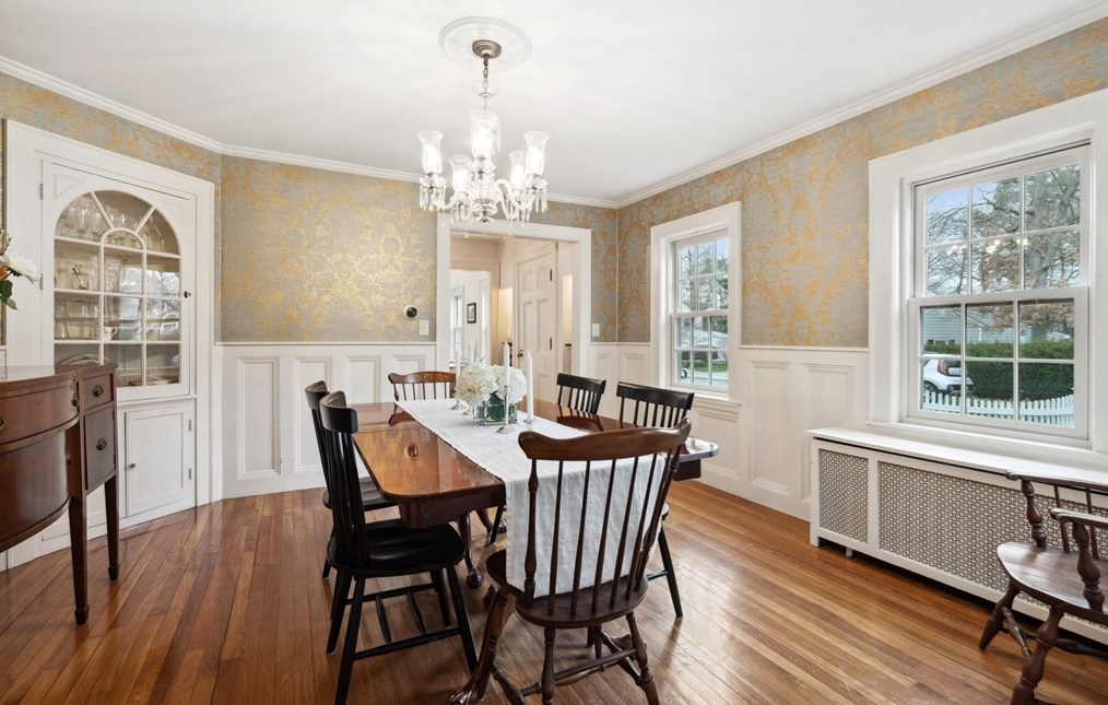 12 Cherry Ln, Dedham MA  02026-3104 exterior