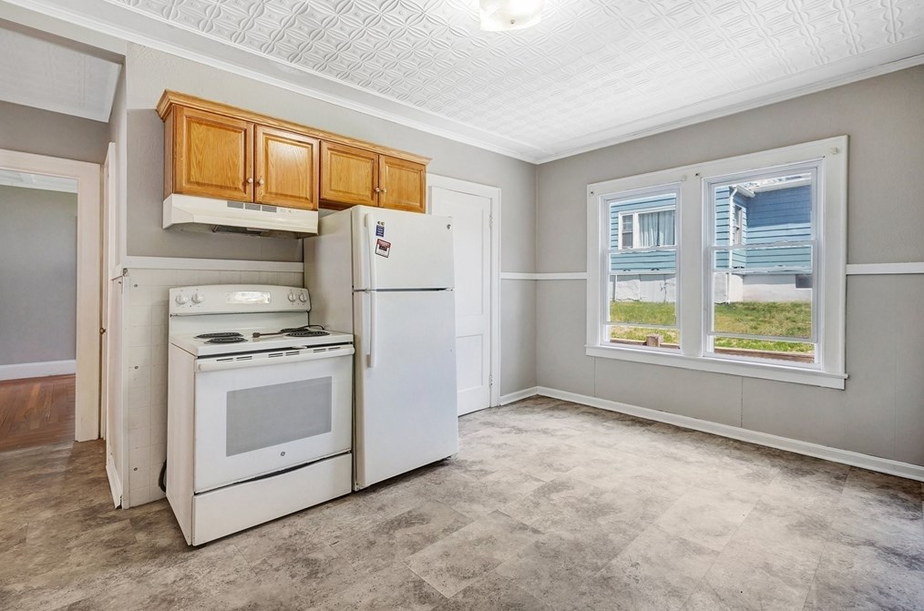 119 Prospect St #1l, Chicopee, MA 01013