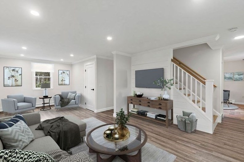 295 Ship Pond Rd, Plymouth, MA 02360