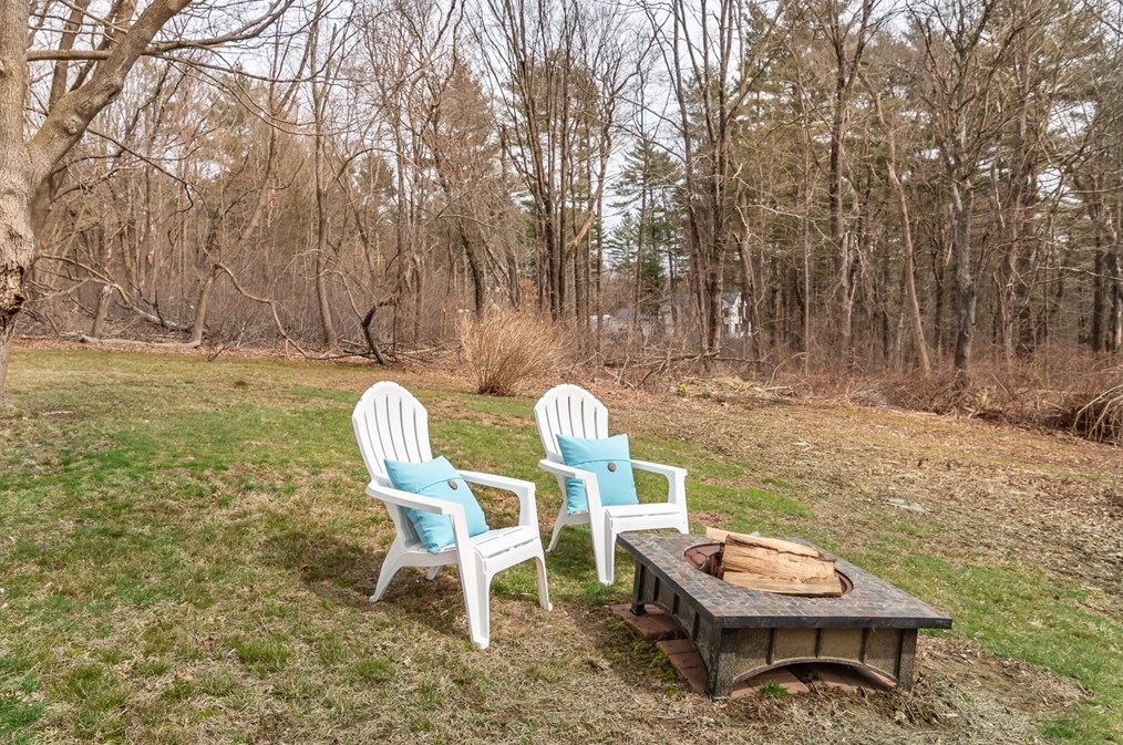 212 Pleasant St, Millis MA  02054-1720 exterior