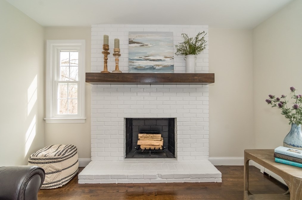 212 Pleasant St, Millis MA  02054-1720 exterior