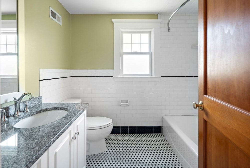 78 Chester Rd, Belmont MA 02478-2824 exterior