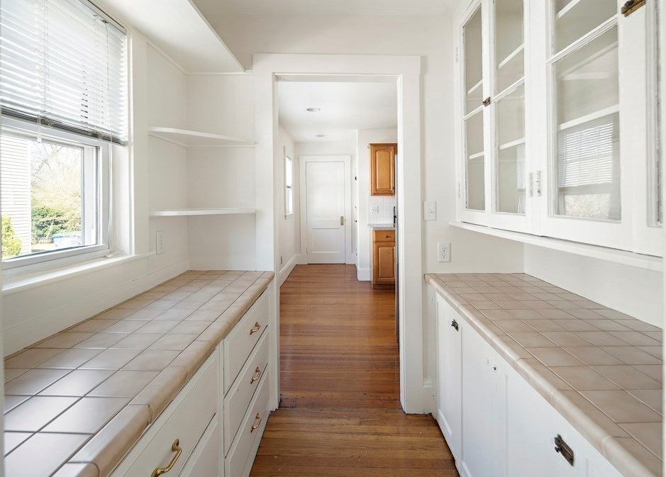 78 Chester Rd, Belmont MA 02478-2824 exterior