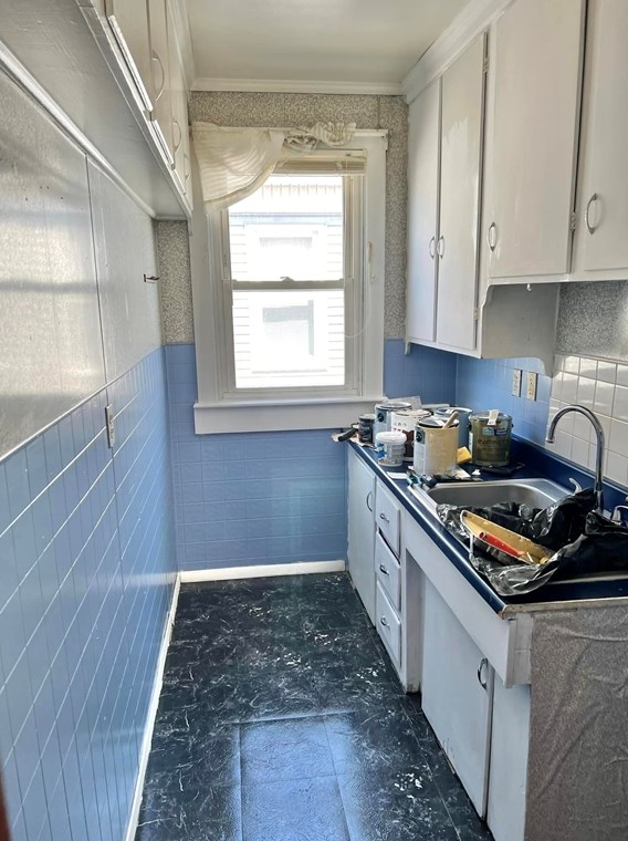 482 Ashley Blvd, New Bedford MA  02745-5308 exterior