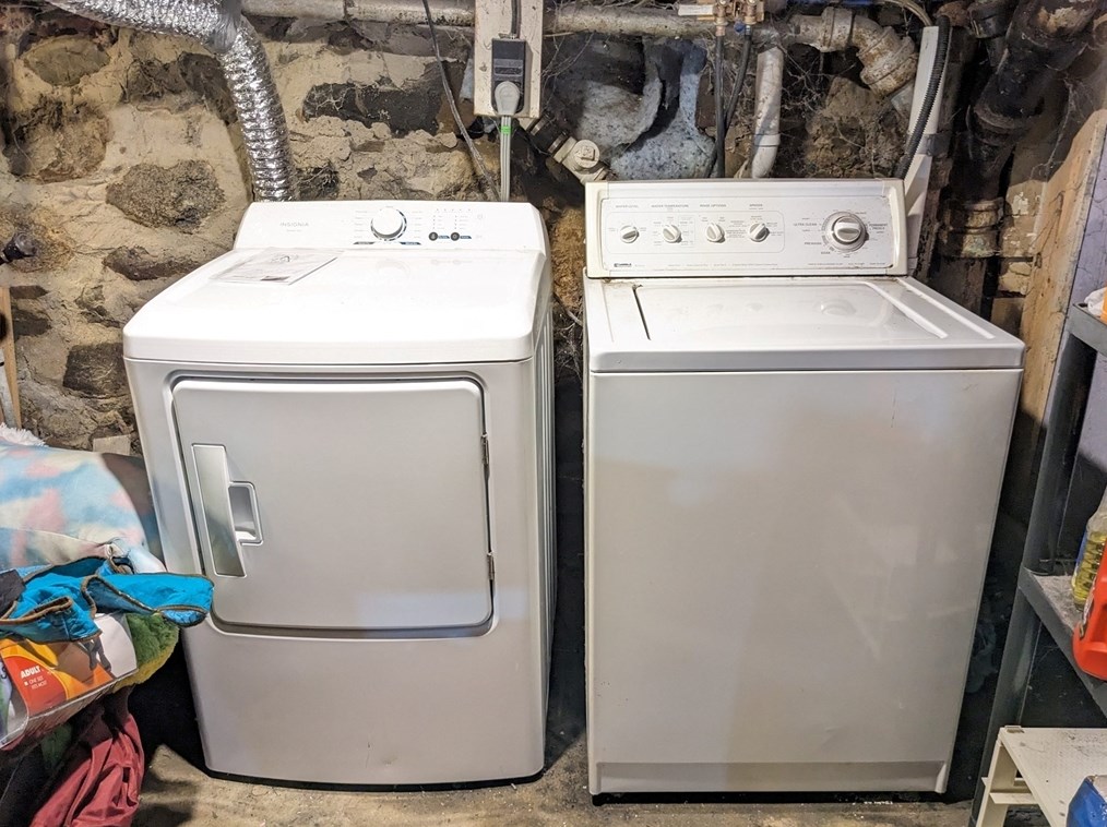 95 Blossom St, Haverhill MA  01835-7244 exterior